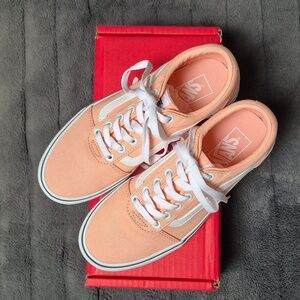 Tropical Peach Ward Low Top Vans Size 8, Brand New